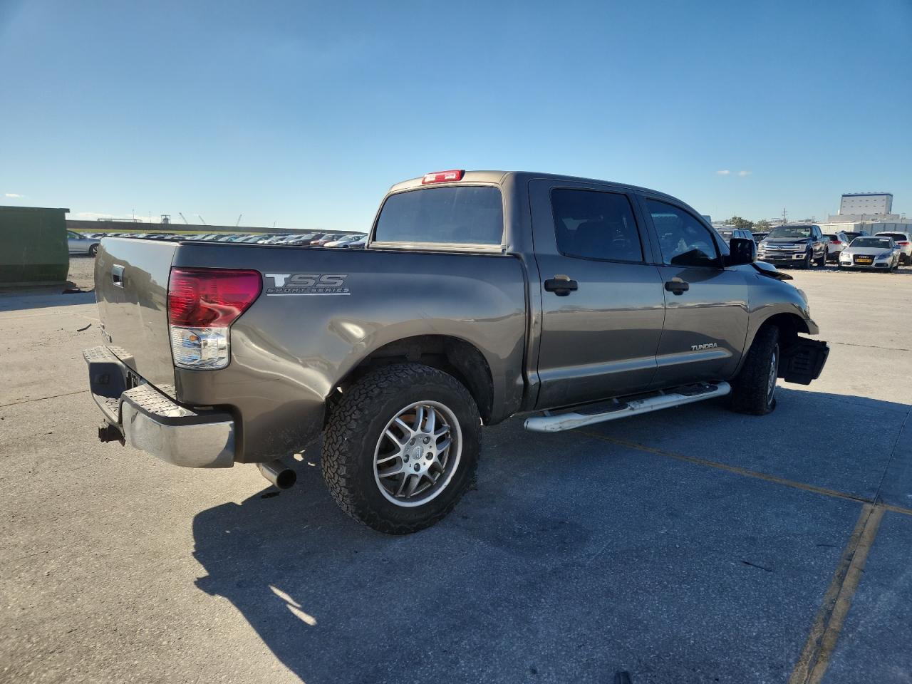 2011 Toyota Tundra Crewmax Sr5 - Фото 3