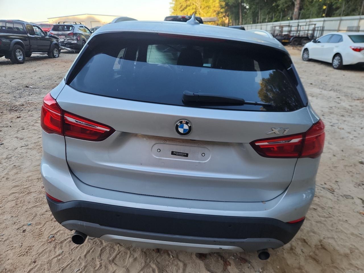 2018 BMW X1 Sdrive28I - Фото 6