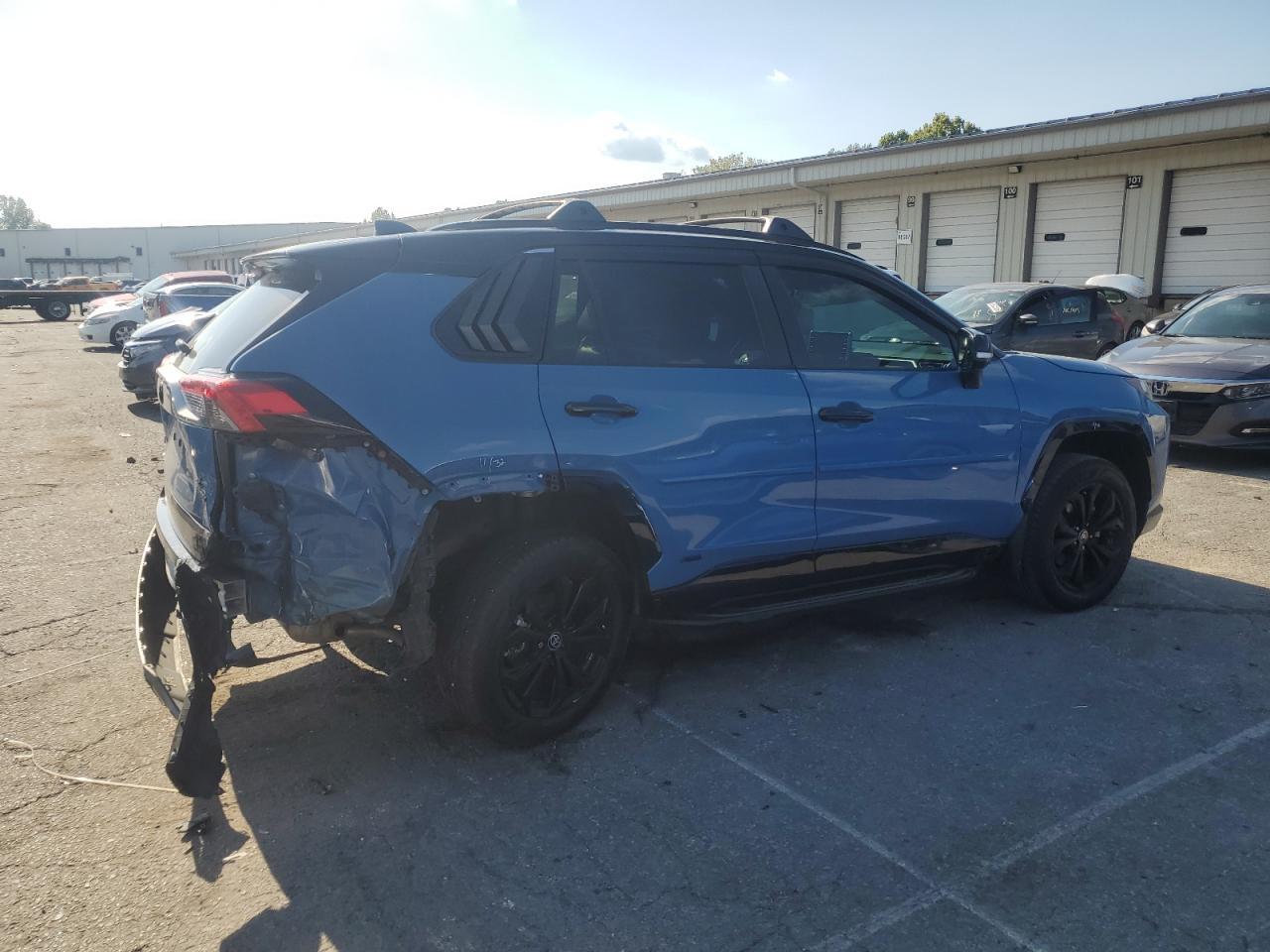 2022 Toyota Rav4 Xse - Фото 3