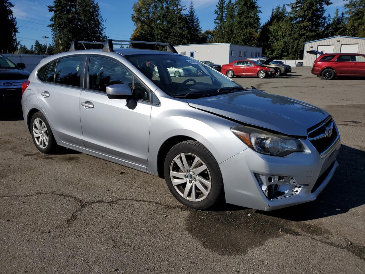 2015 Subaru Impreza Premium - Image 4