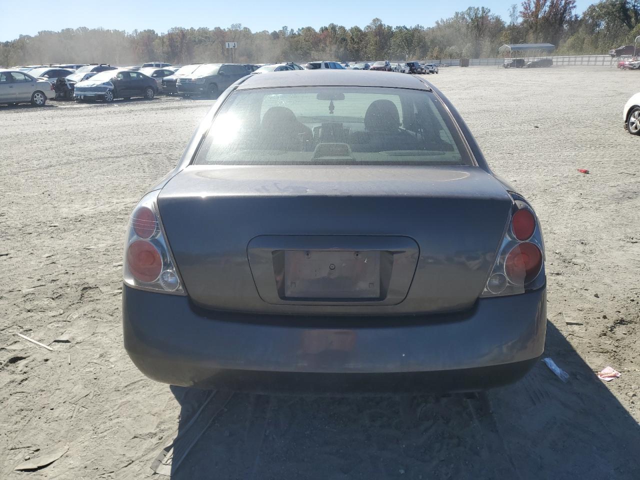 2005 Nissan Altima S - Image 6