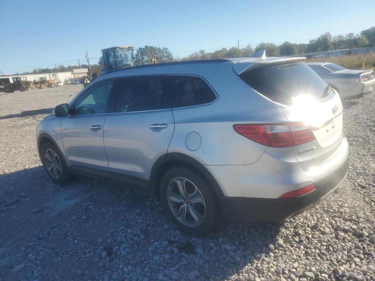 2016 Hyundai Santa Fe Se - Фото 2