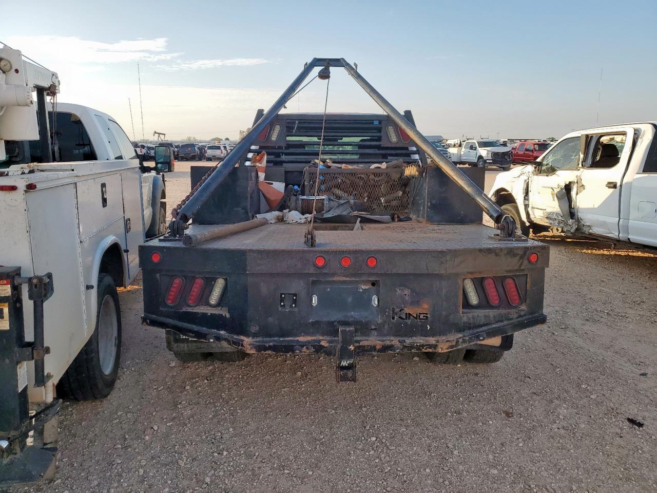 2019 Ford F350 Super Duty - Image 6