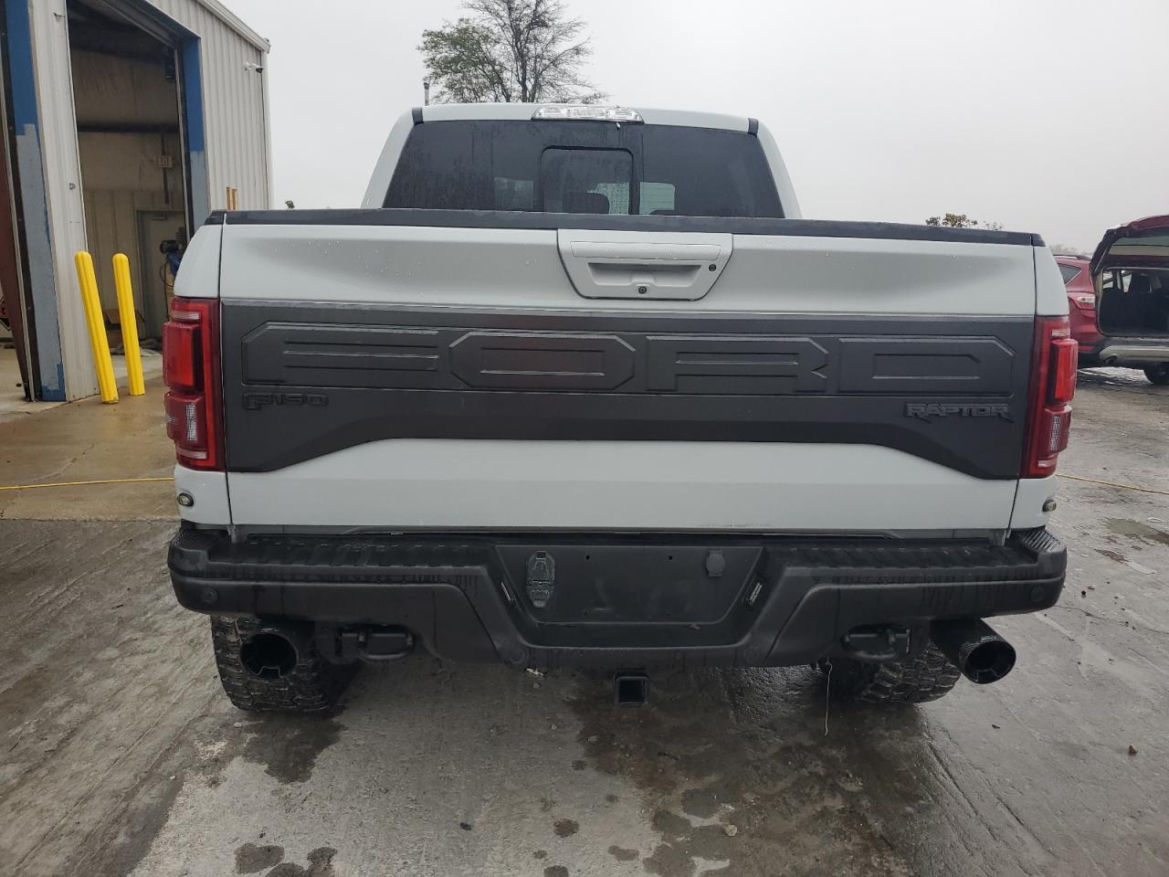 2017 Ford F150 Raptor - Image 6