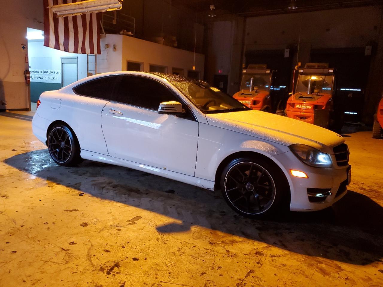 2015 Mercedes-Benz C 250 - Фото 4