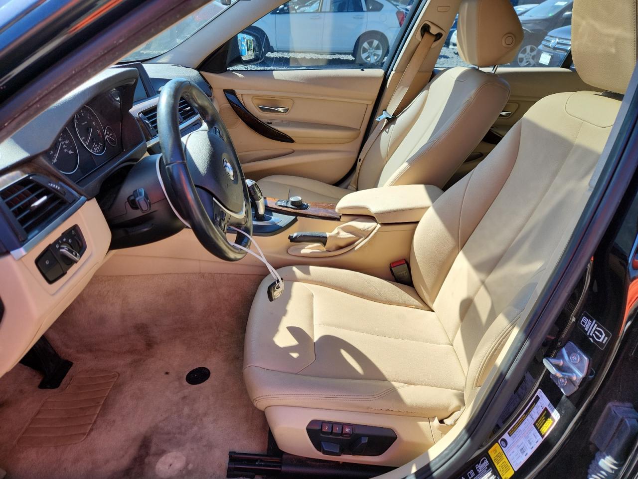 2015 BMW 328 Xi Sulev - Image 7