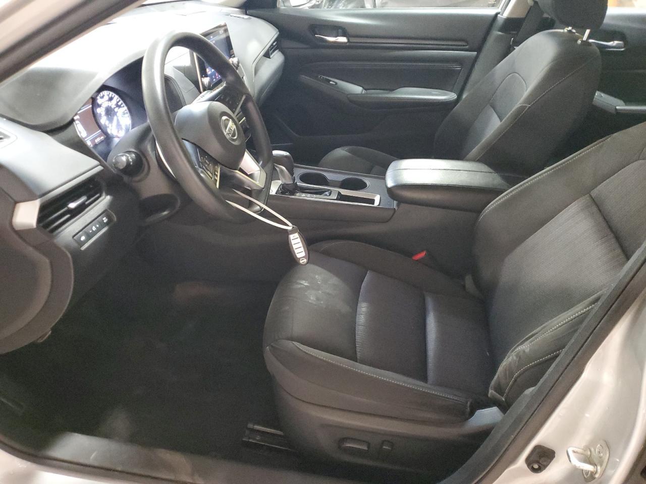 2020 Nissan Altima S - Фото 7