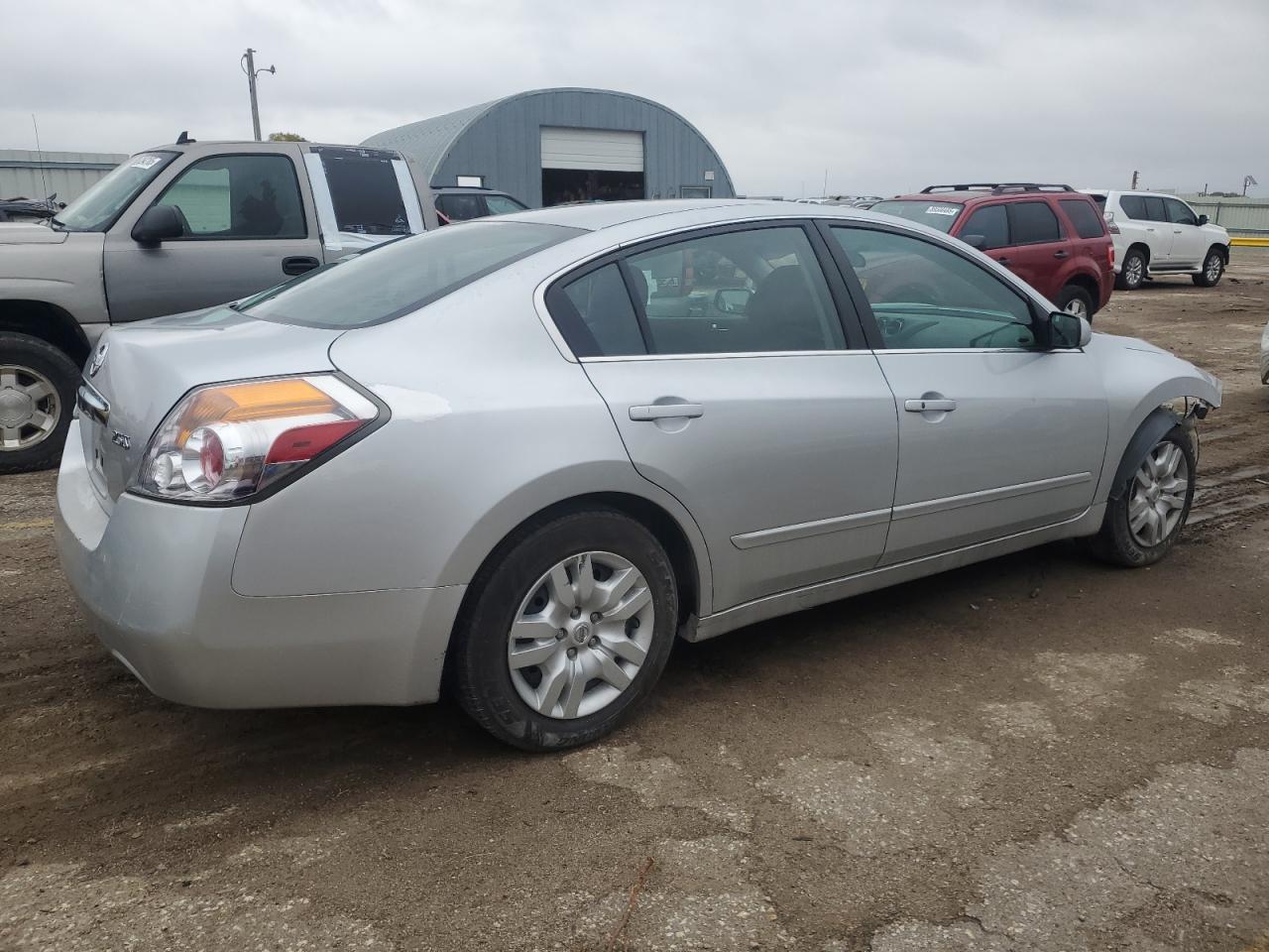 2011 Nissan Altima Base - Image 3