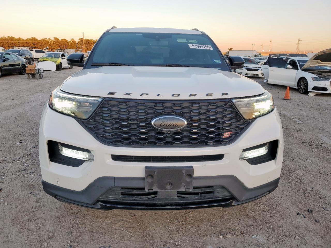 2021 Ford Explorer St - Image 5