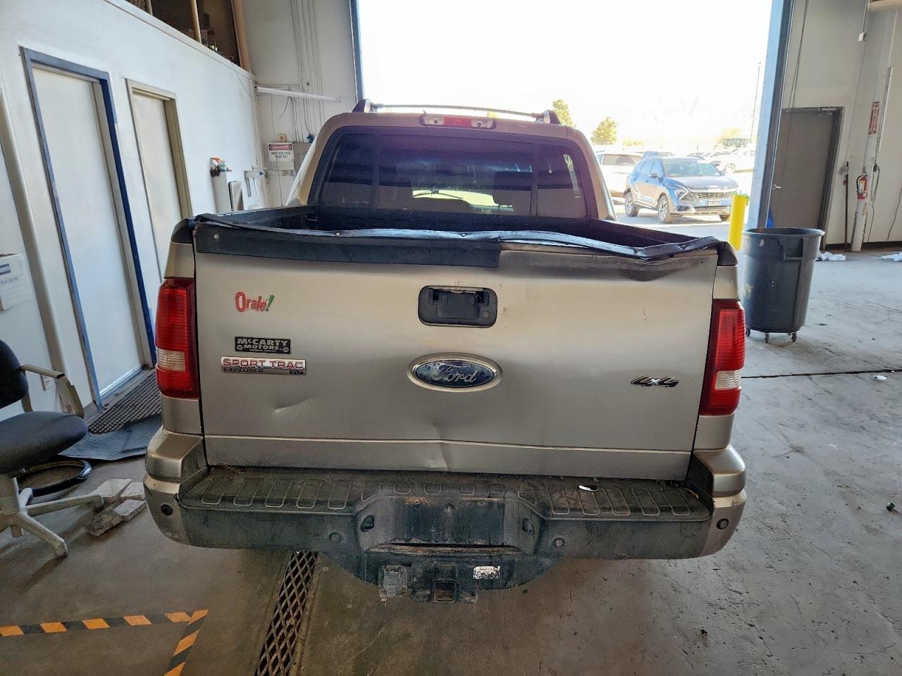 2008 Ford Explorer Sport Trac Xlt - Image 6