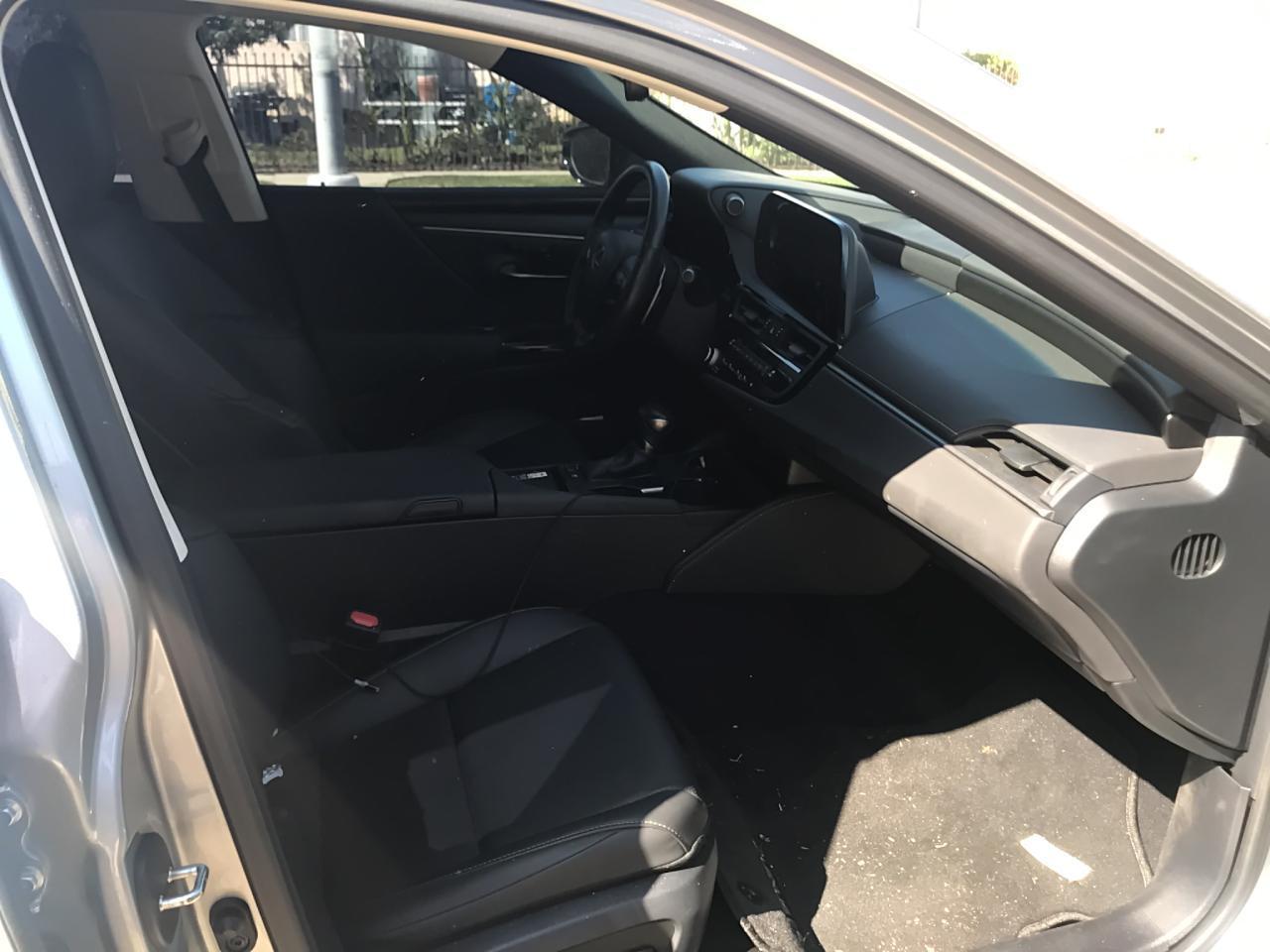 2023 Lexus Es 300H Base - Image 5