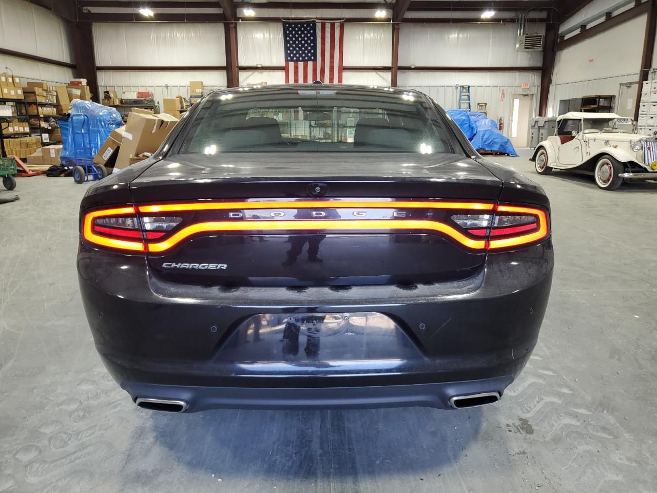 2022 Dodge Charger Sxt - Фото 6