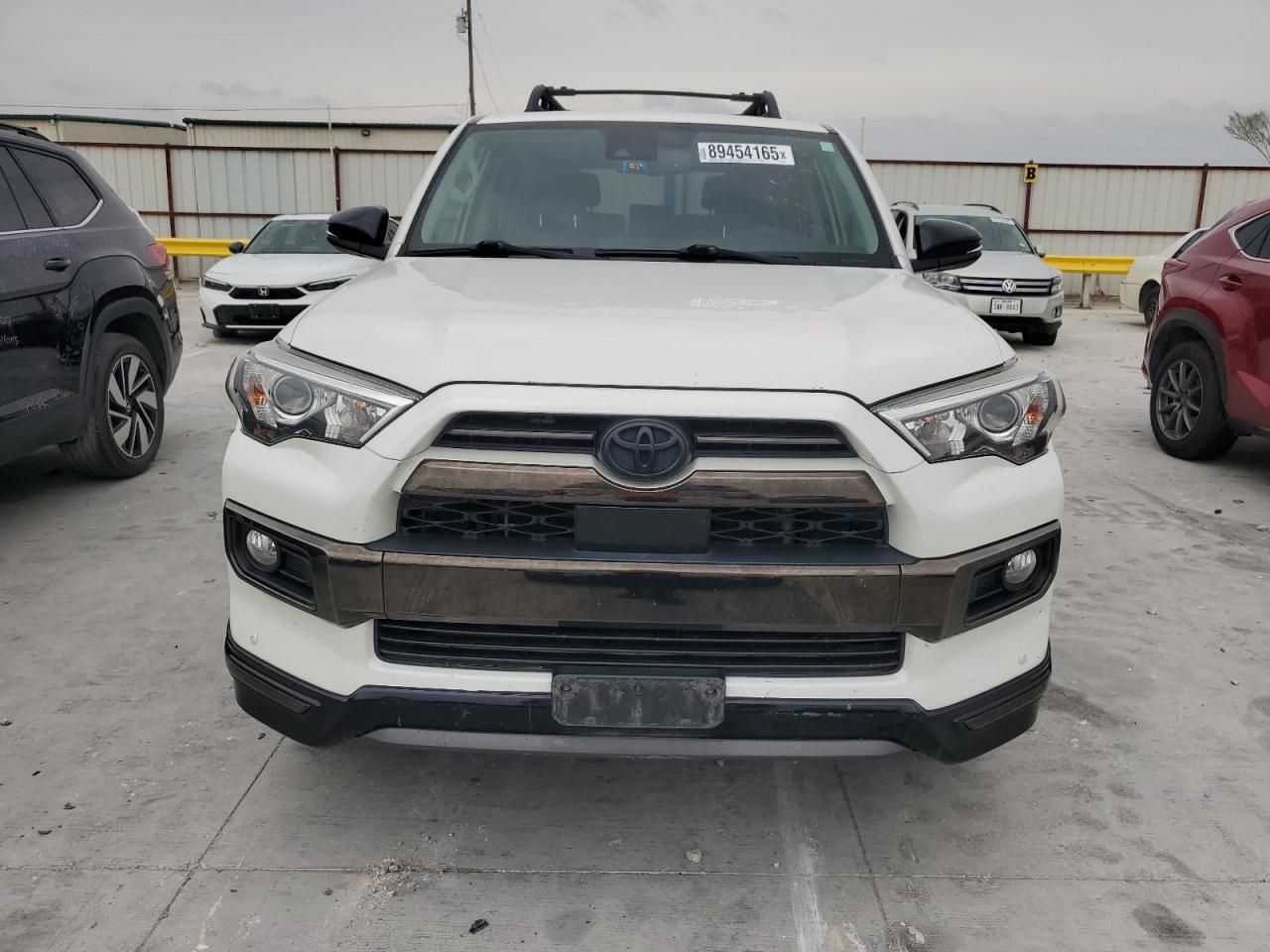 2020 Toyota 4Runner Sr5/Sr5 Premium - Image 5