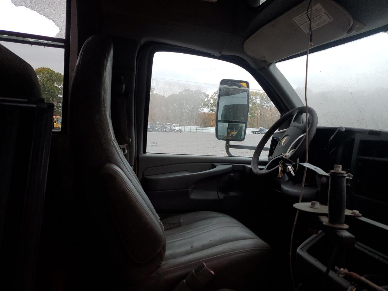 2012 Collins Bantam G3500 - School Bus - Image 5