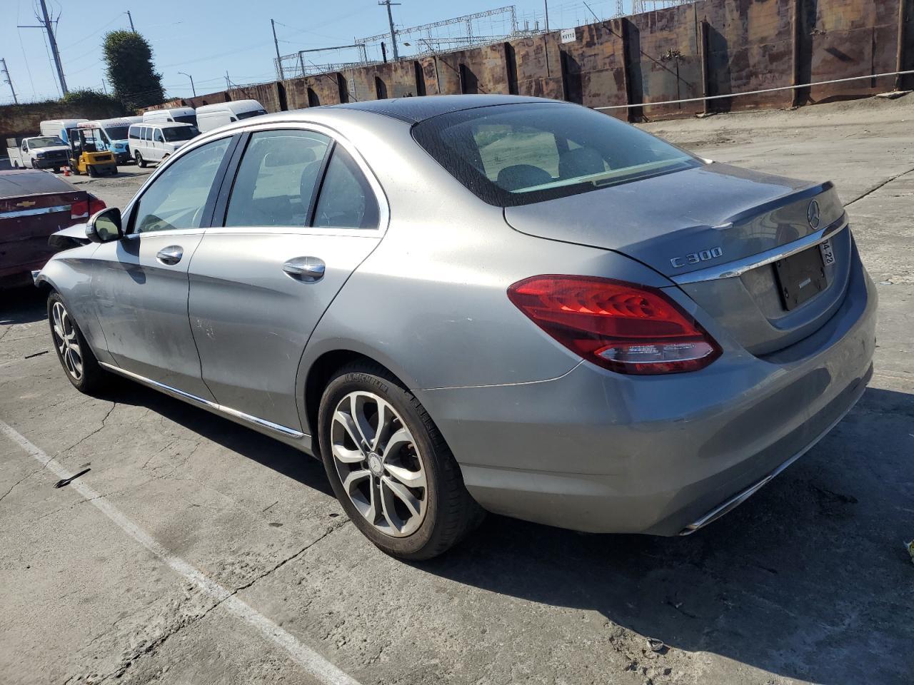 2016 Mercedes-Benz C 300 - Фото 2