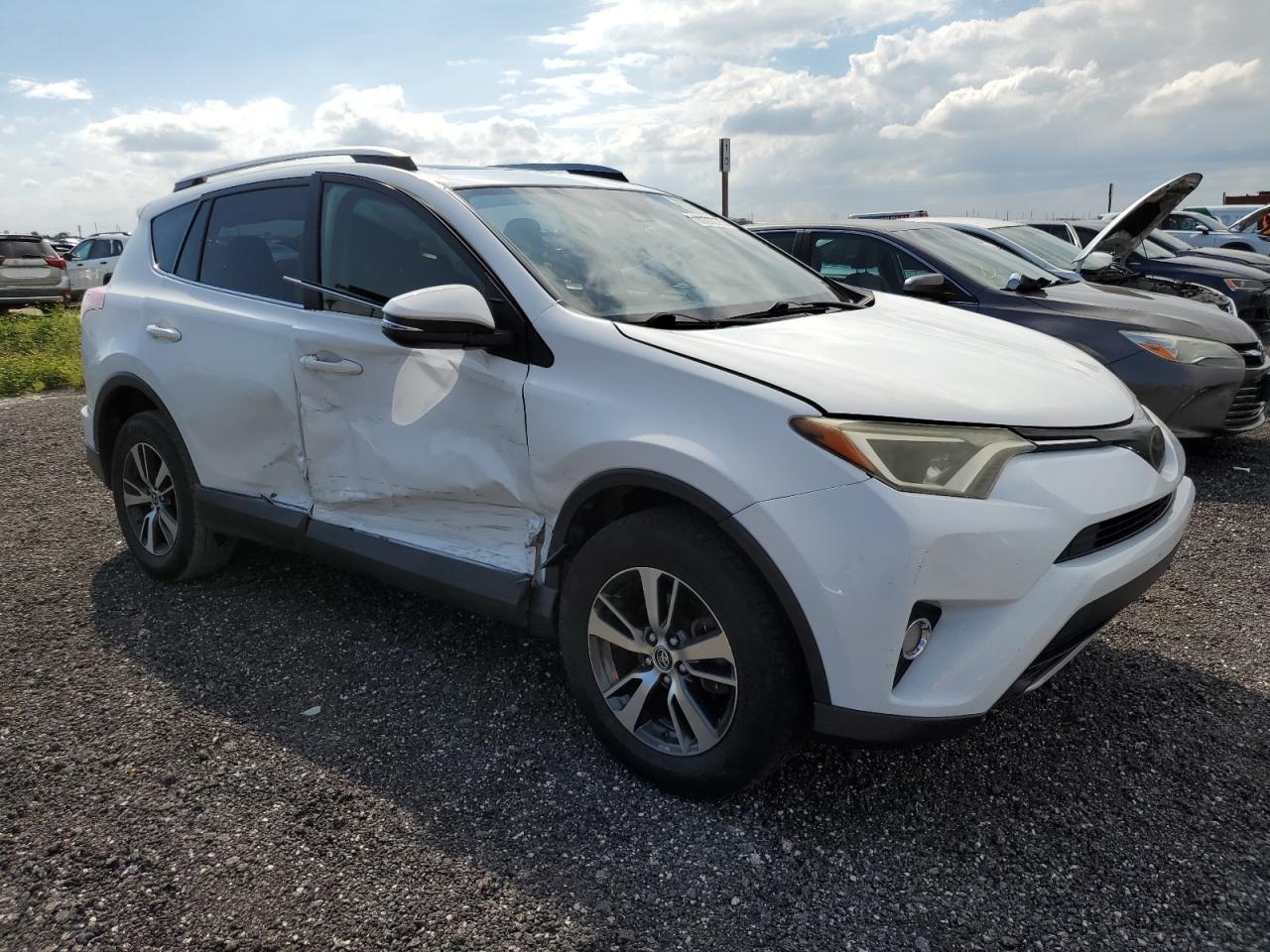 2018 Toyota Rav4 Adventure - Фото 4