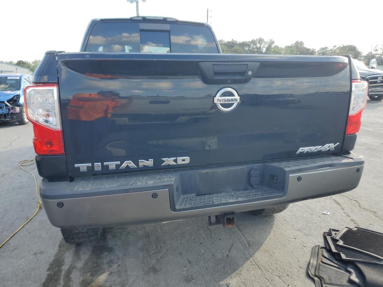 2016 Nissan Titan Xd Sl - Фото 6