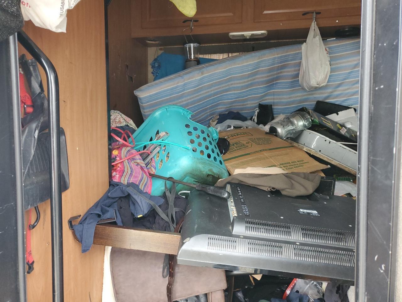 2017 Ford Econoline E350 Super Duty Cutaway Van - Фото 6