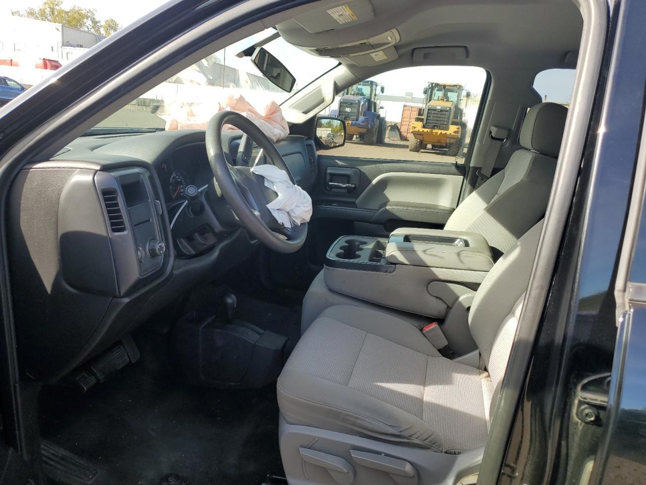 2016 Chevrolet Silverado K1500 Custom - Фото 7