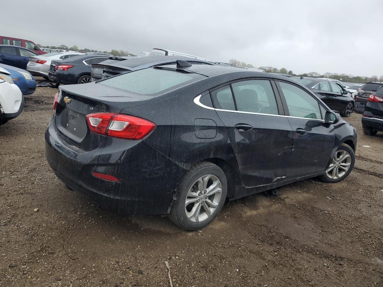 2019 Chevrolet Cruze Lt - Image 3