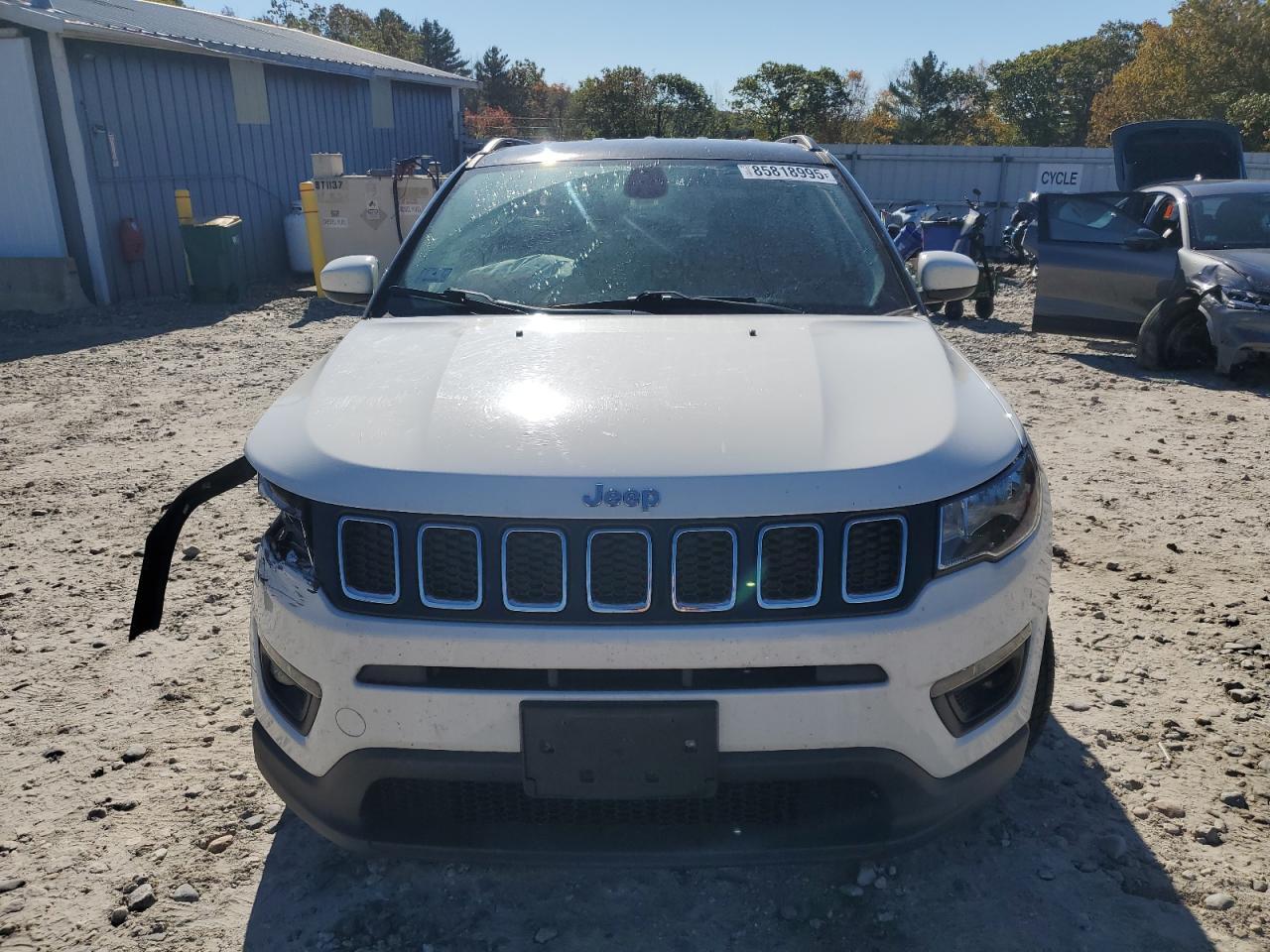 2018 Jeep Compass Latitude - Image 5