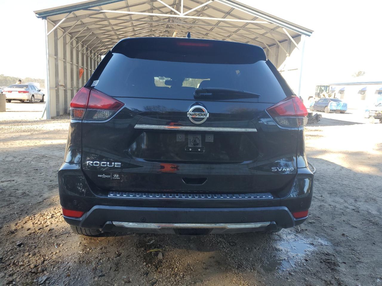 2019 Nissan Rogue S - Image 6