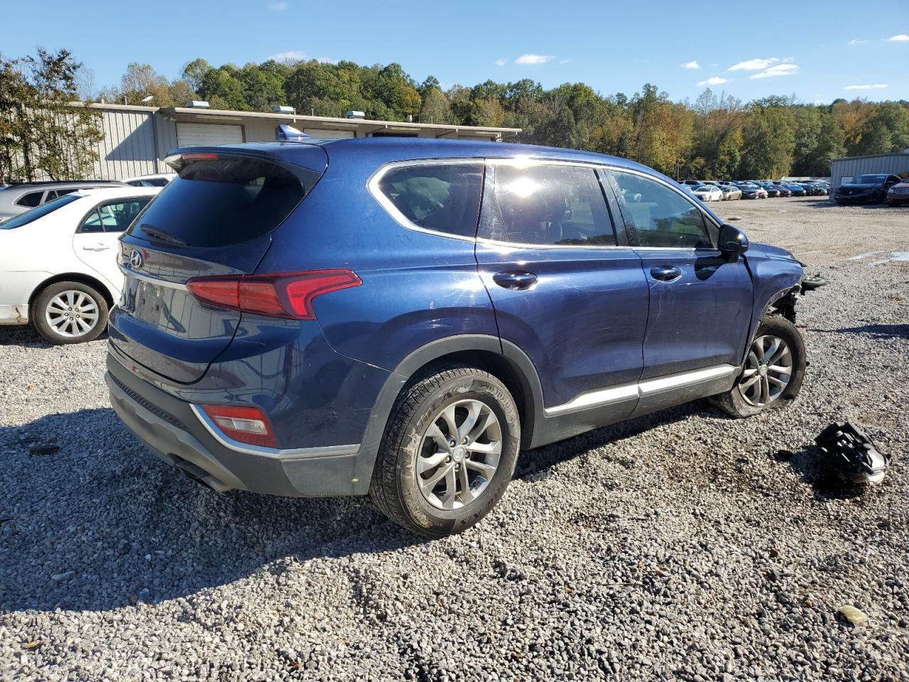 2020 Hyundai Santa Fe Sel - Image 3