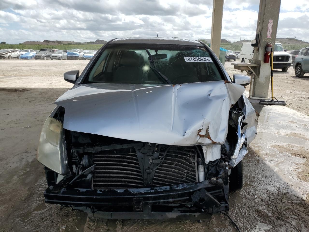 2010 Nissan Sentra 2.0 - Фото 5