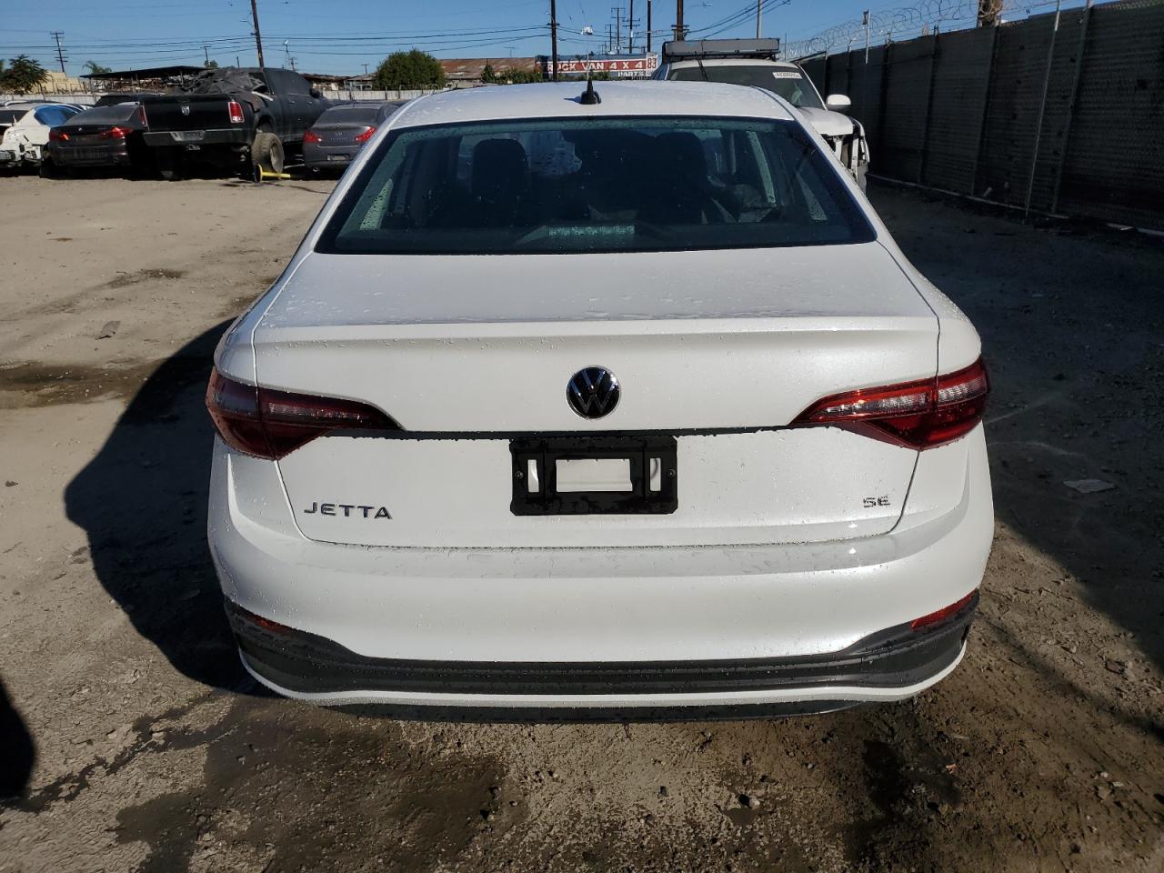 2022 Volkswagen Jetta Se - Фото 6