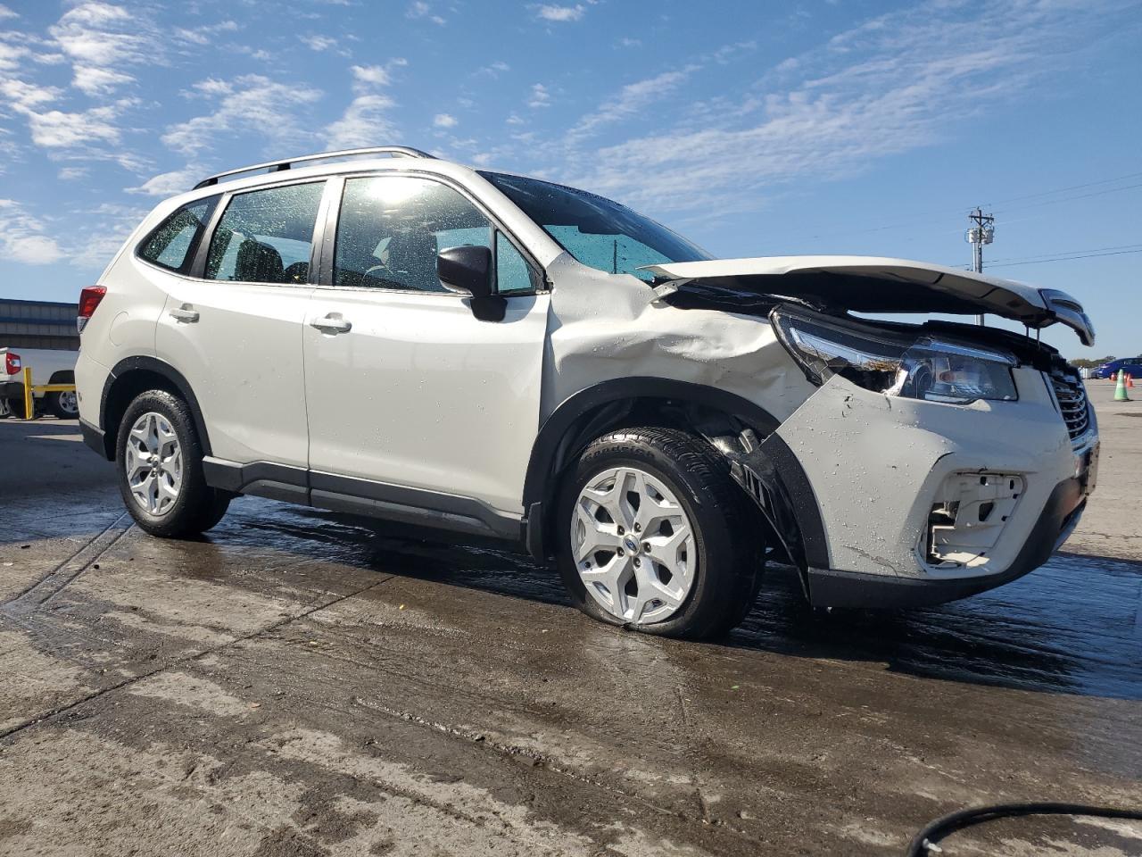 2020 Subaru Forester - Фото 4