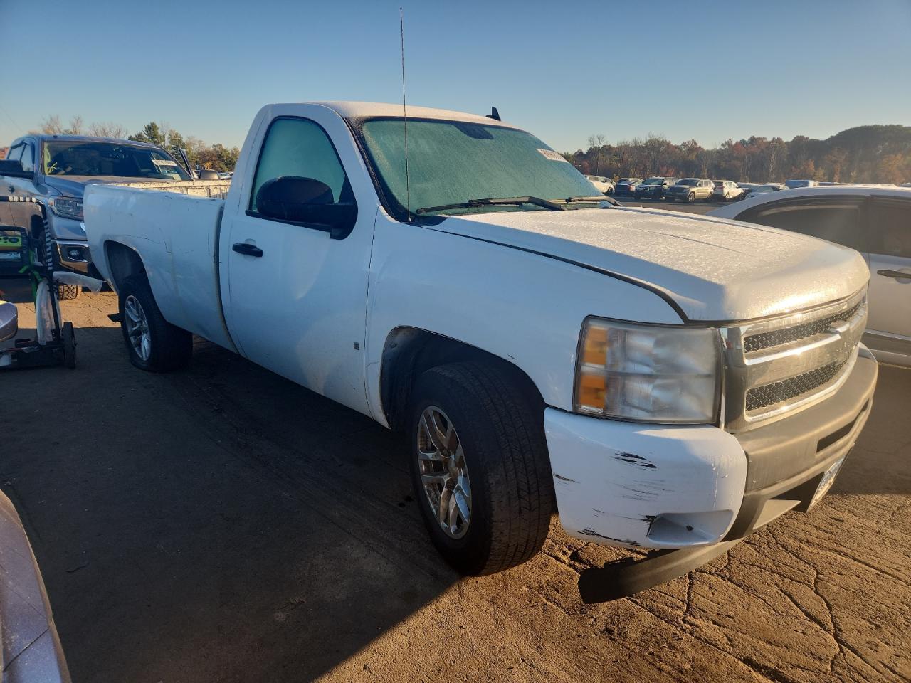 2009 Chevrolet Silverado C1500 - Image 4