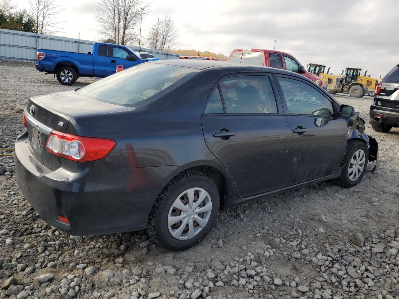 2011 Toyota Corolla Base - Фото 3