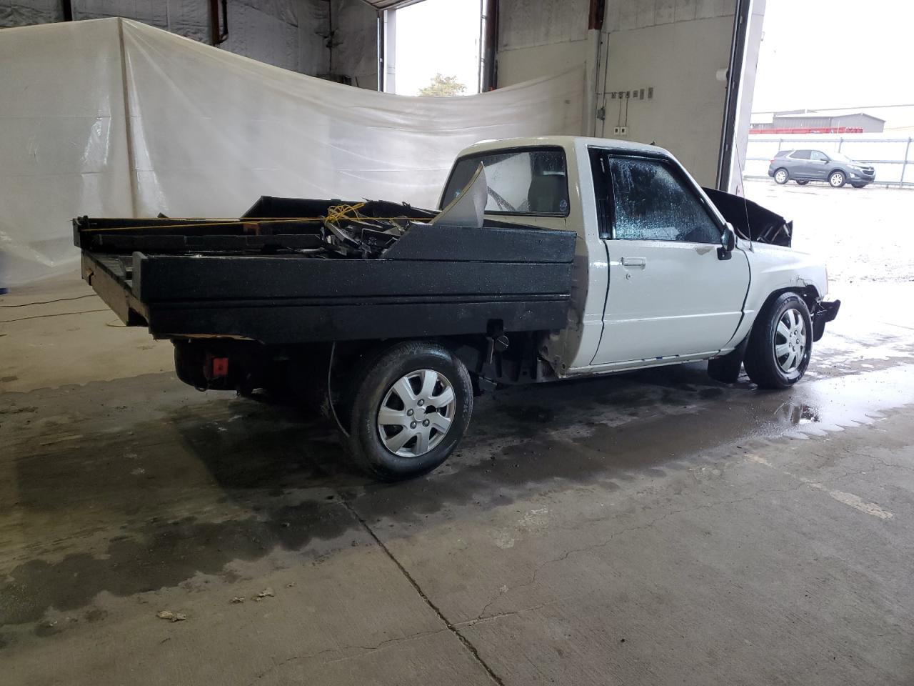 1988 Toyota Pickup 1/2 Ton Rn50 - Фото 3