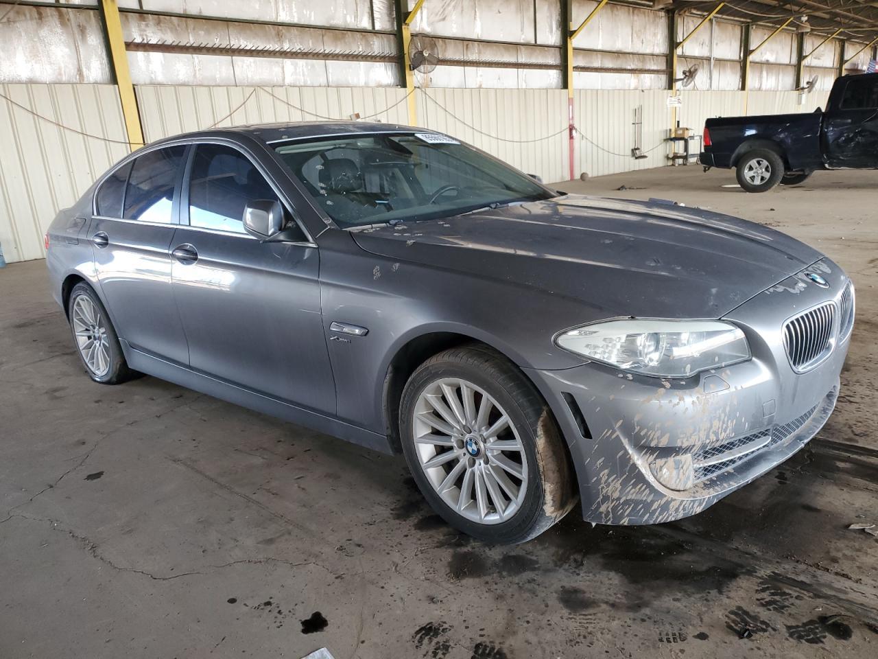 2011 BMW 535 Xi - Image 4