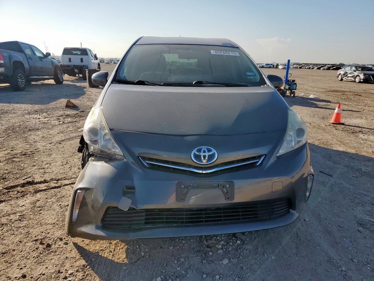 2014 Toyota Prius V - Фото 5