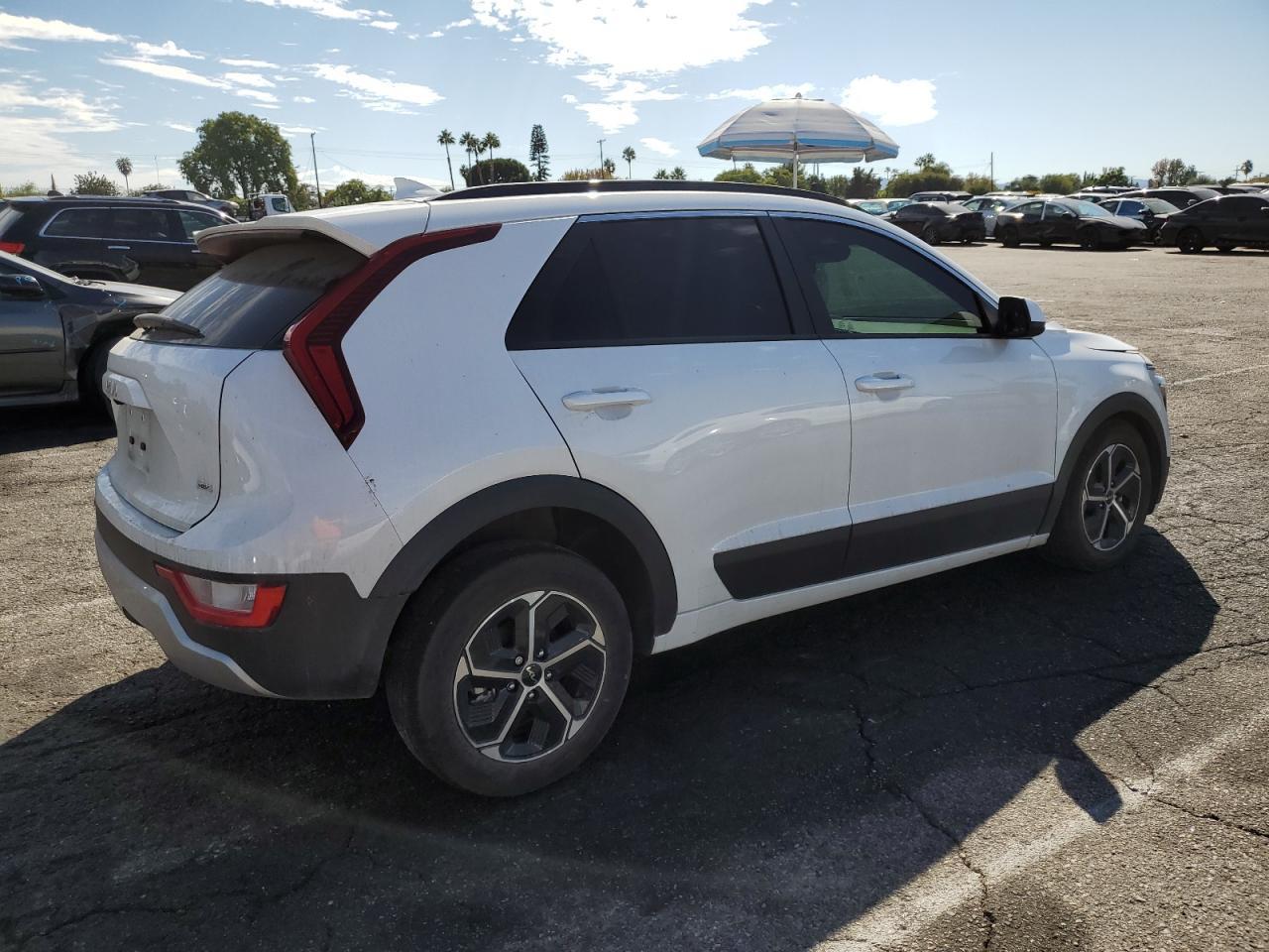 2025 Kia Niro Lx - Фото 3