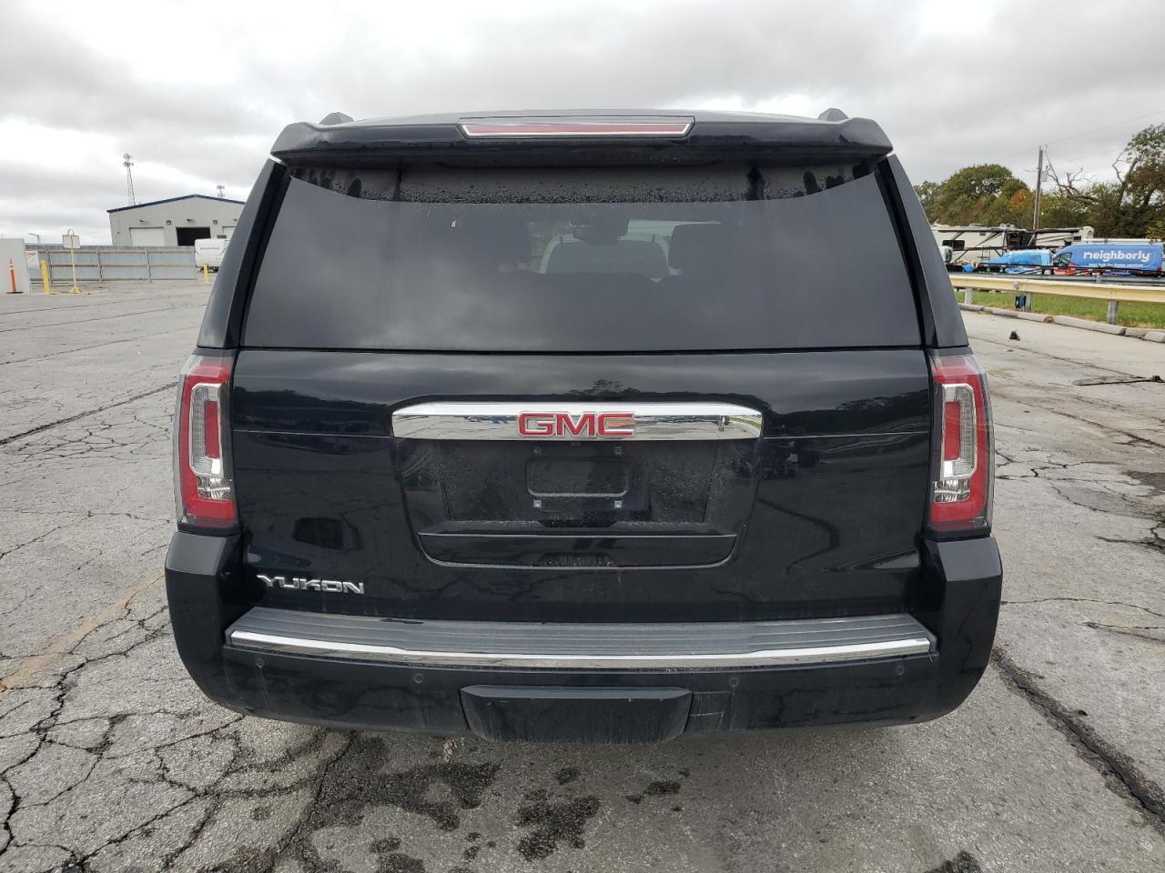 2018 GMC Yukon Denali - Image 6