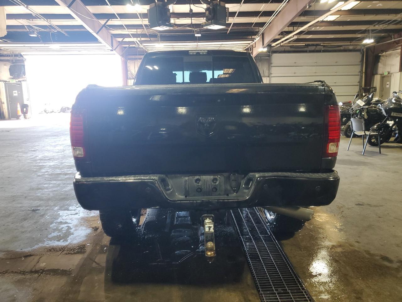 2018 Ram 2500 Laramie - Image 6