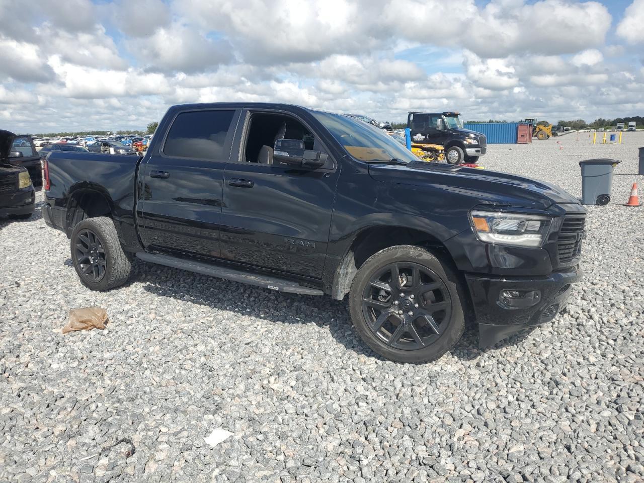 2024 Ram 1500 Laramie - Фото 4
