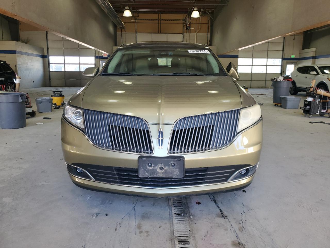 2013 Lincoln Mkt - Фото 5