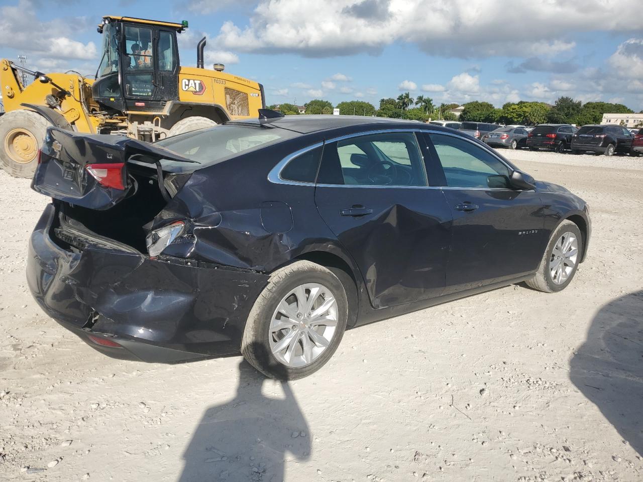 2023 Chevrolet Malibu Lt - Image 3
