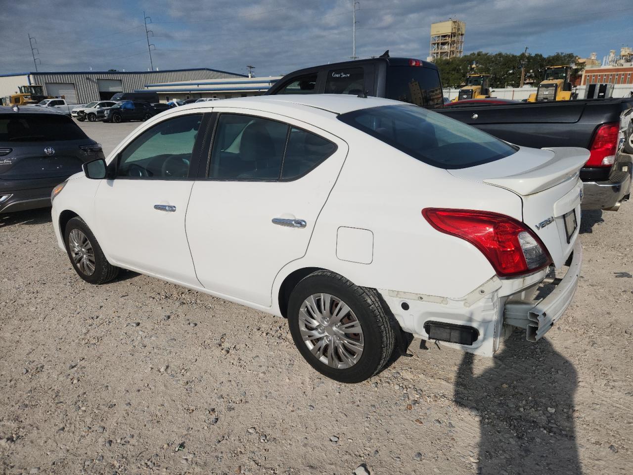 2016 Nissan Versa S - Image 2