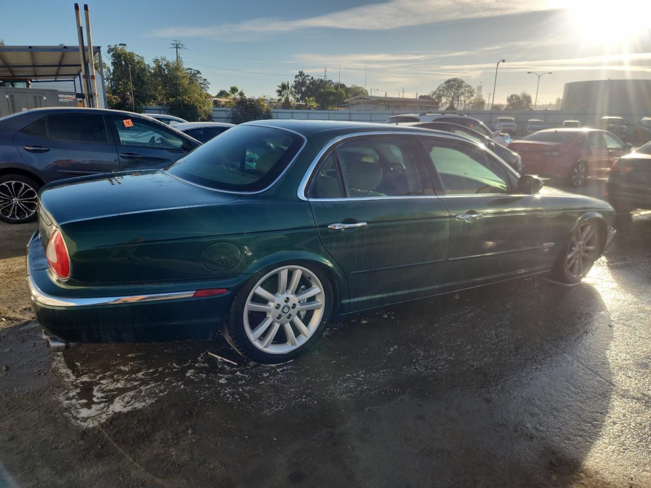 2004 Jaguar Xjr S - Image 3