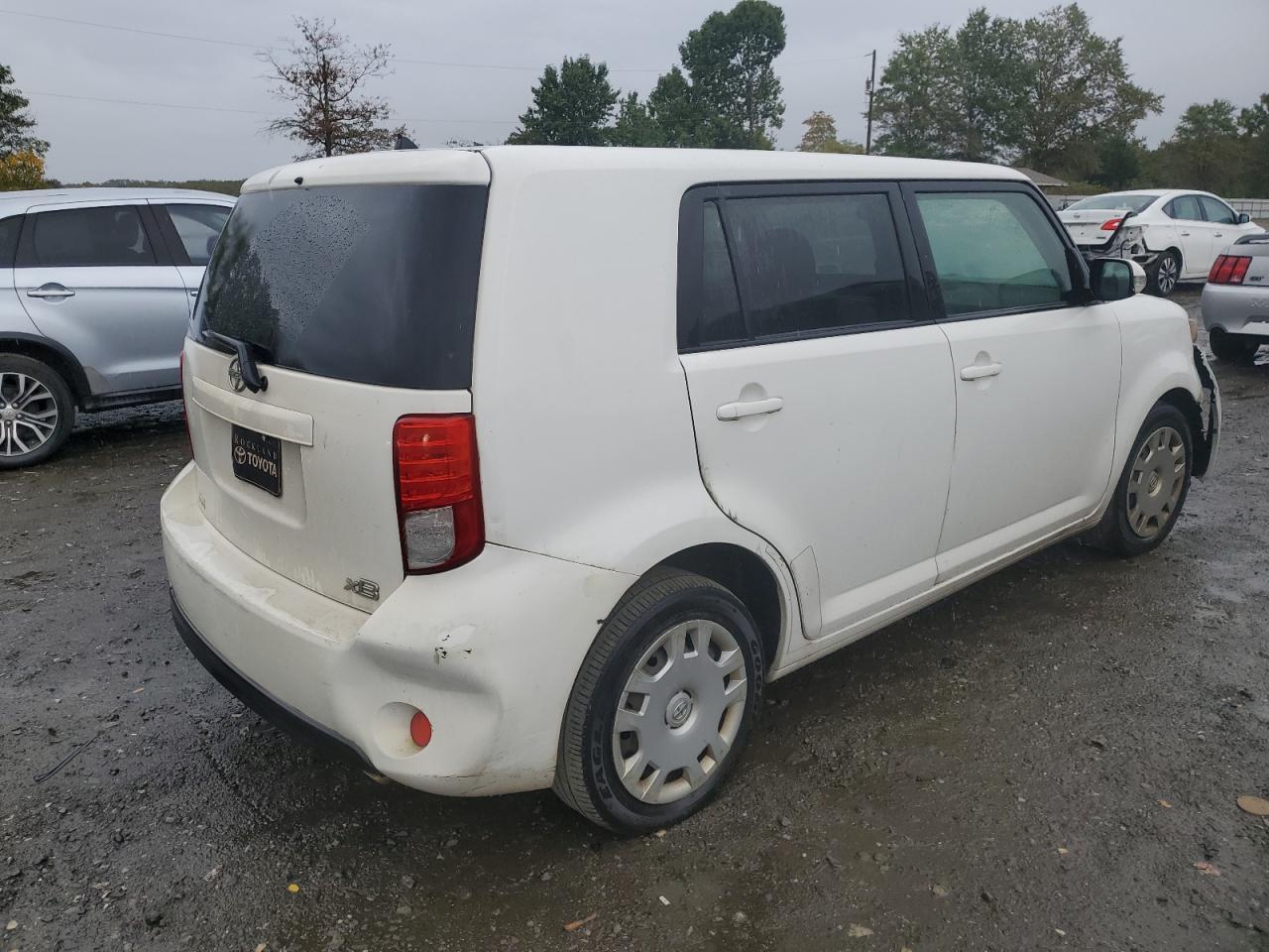 2015 Scion Xb Base - Image 3