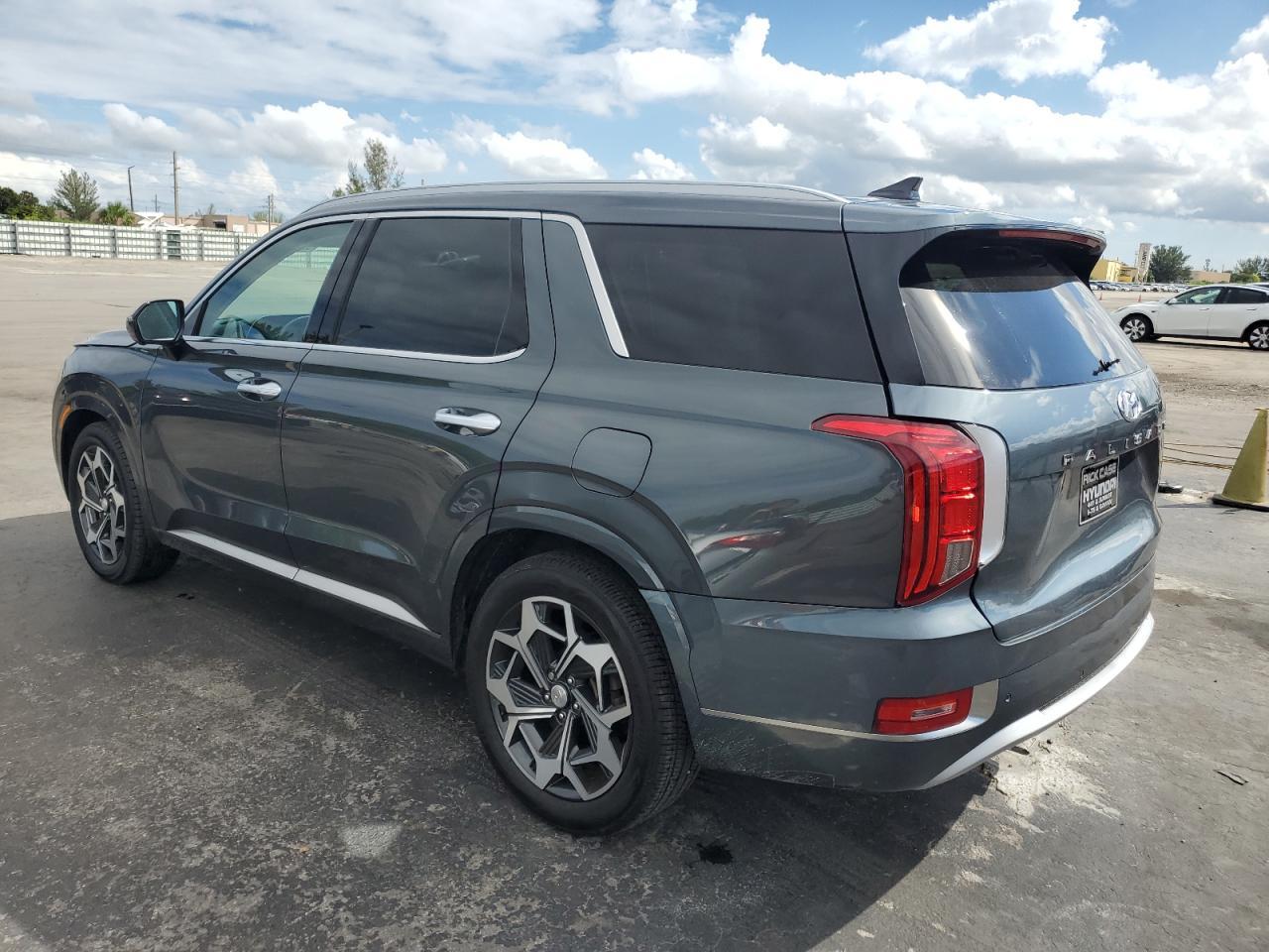 2022 Hyundai Palisade Calligraphy - Image 2