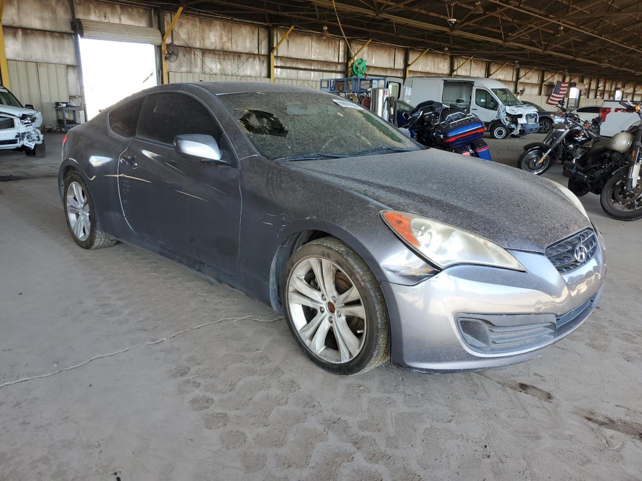 2012 Hyundai Genesis Coupe 2.0T - Фото 4