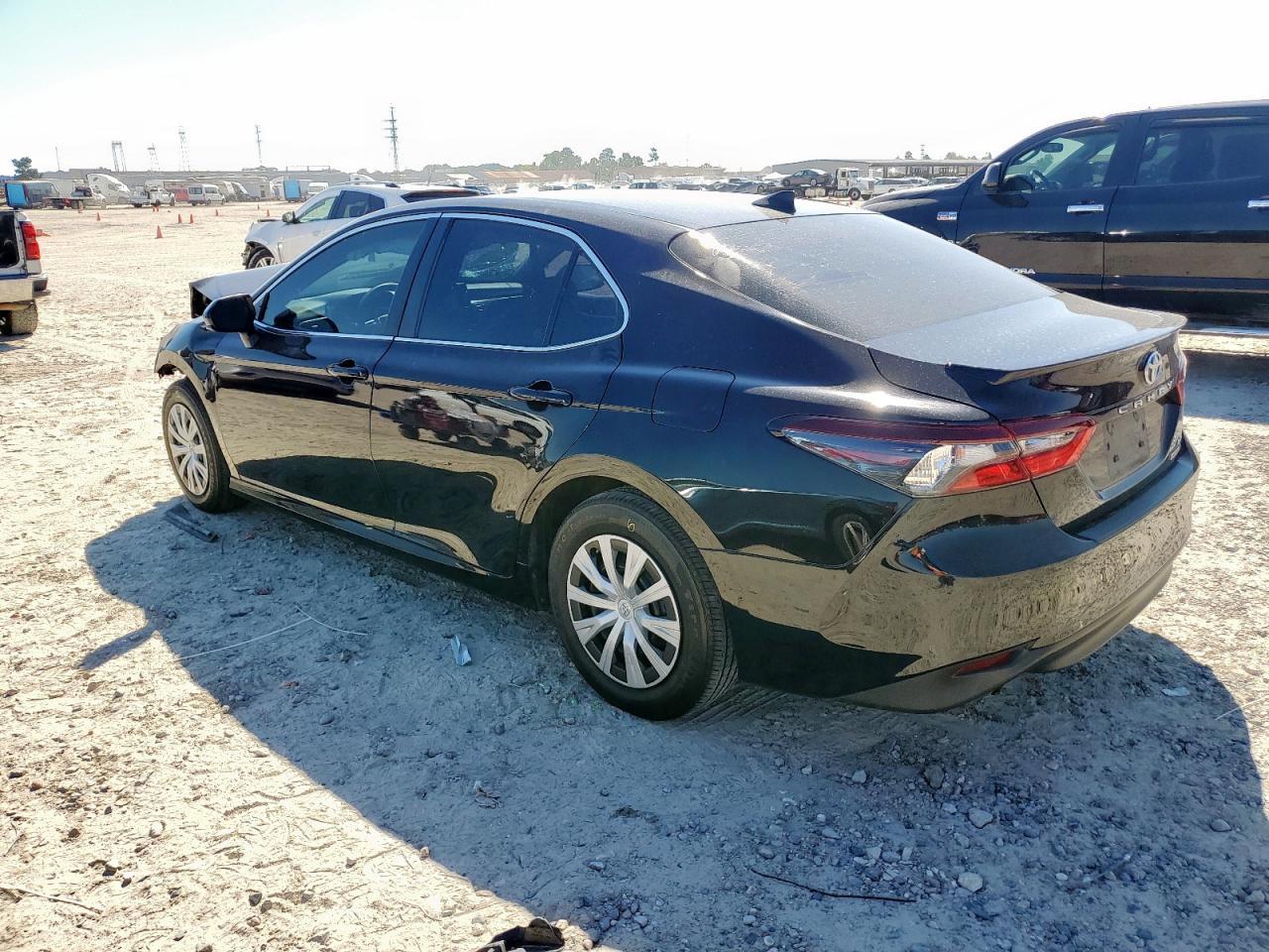 2023 Toyota Camry Le - Image 2