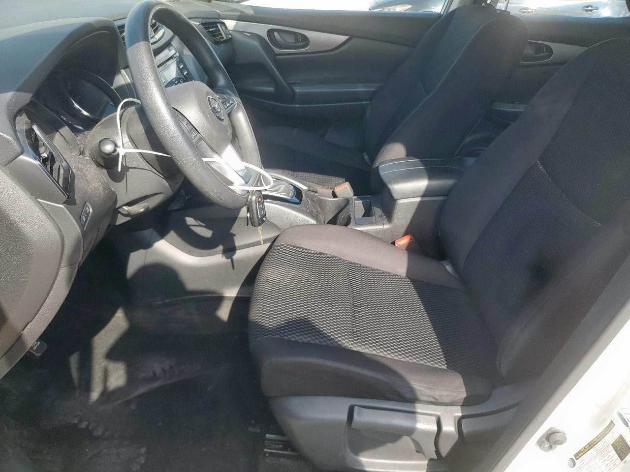 2017 Nissan Rogue Sport S - Image 7