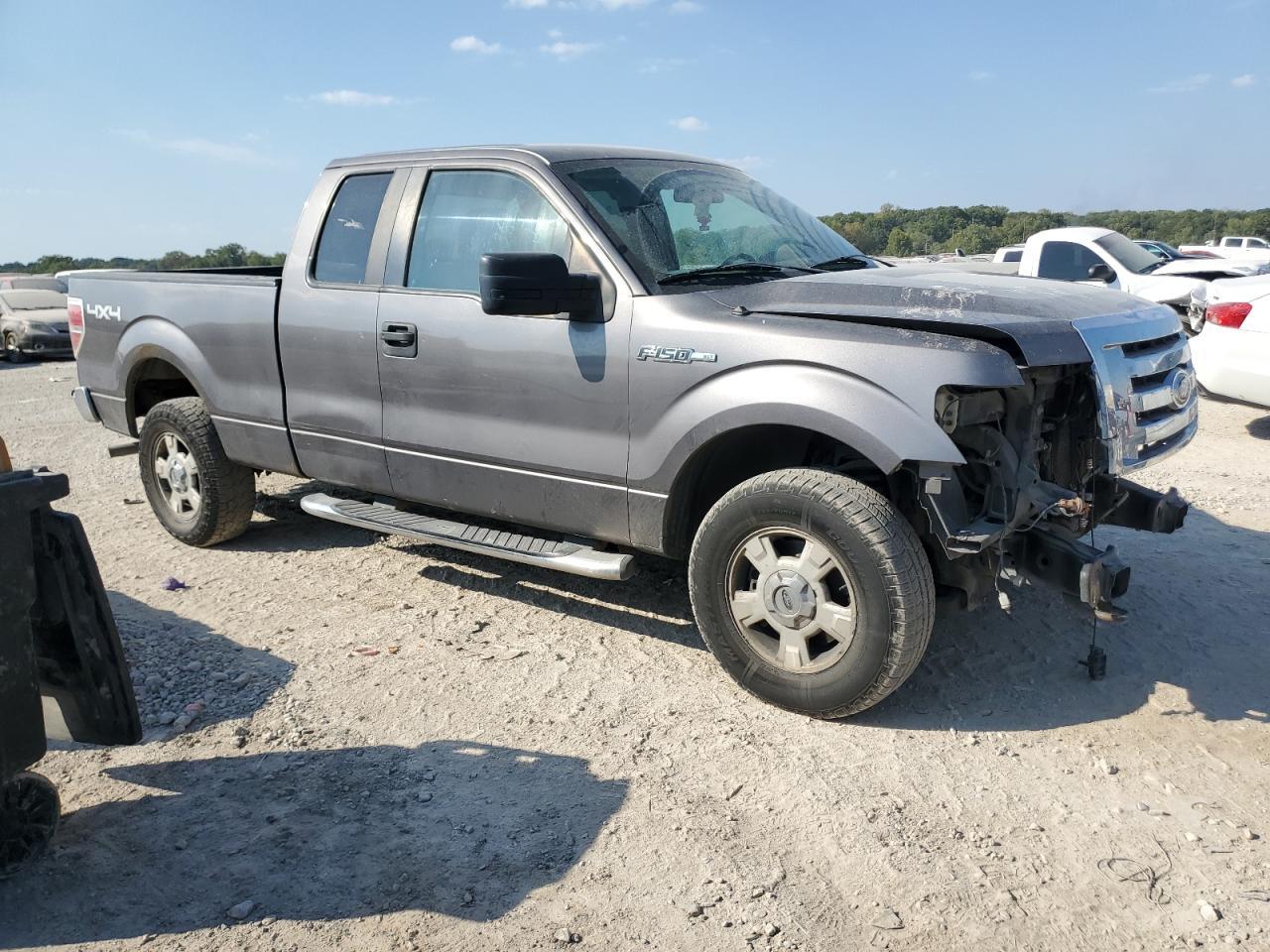 2010 Ford F150 Super Cab - Фото 4