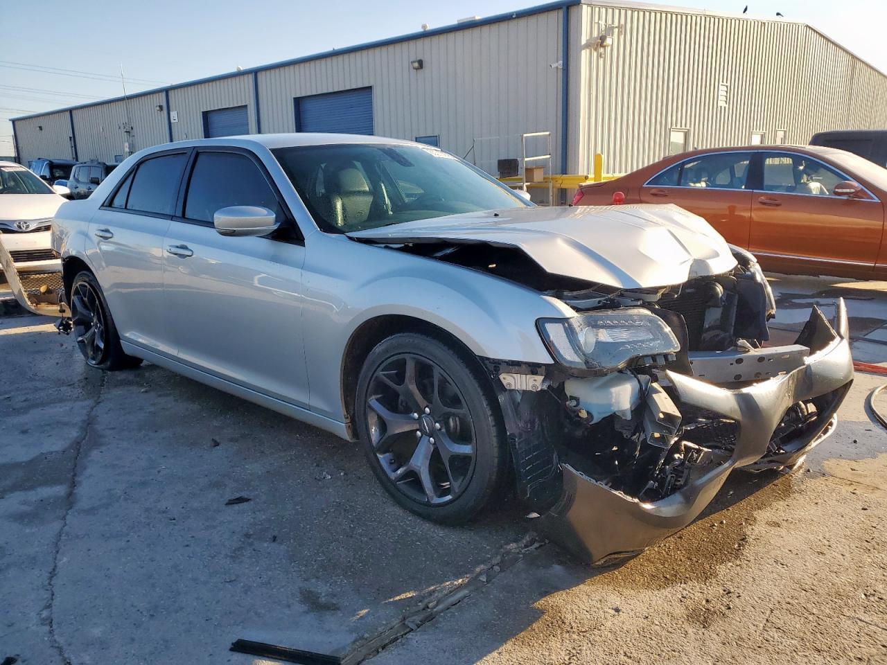 2021 Chrysler 300 S - Image 4